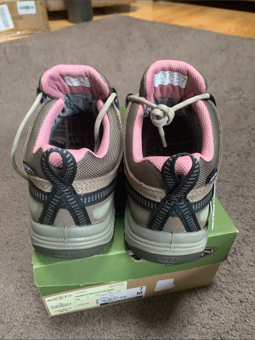 Keen Women's Brindle/Nostalgia Rose Targhee Iv Hiking Shoes with Pink Lining - Picture 2 of 6